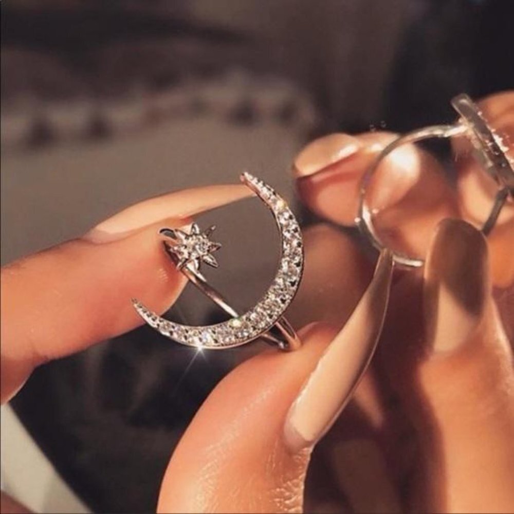 ADJUSTABLE 925 SILVER DIAMOND STAR MOON RING, CUTE RING, SHINY RING. - Picture 2 of 4